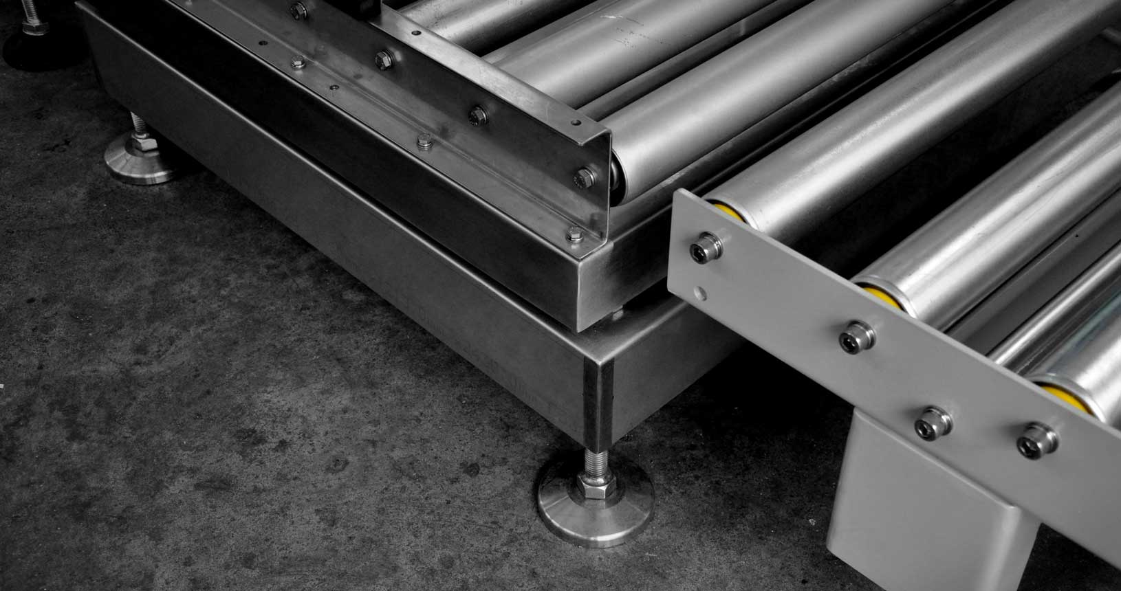 Load cell and roller conveyor of the drum filler